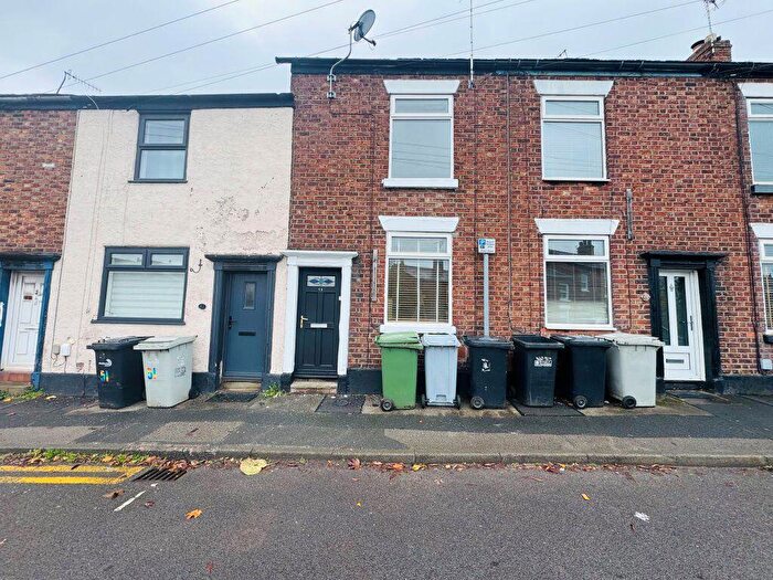 2 Bedroom Terraced House To Rent In Oxford Road, Macclesfield, SK11