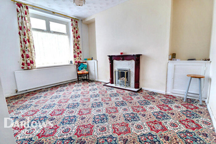 3 Bedroom Semi-Detached House For Sale In Dan-Y-Coedcae Road, Pontypridd, CF37