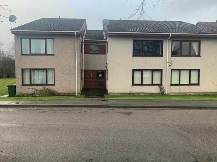 1 Bedroom Flat To Rent In Hilton Court, Inverness, IV2
