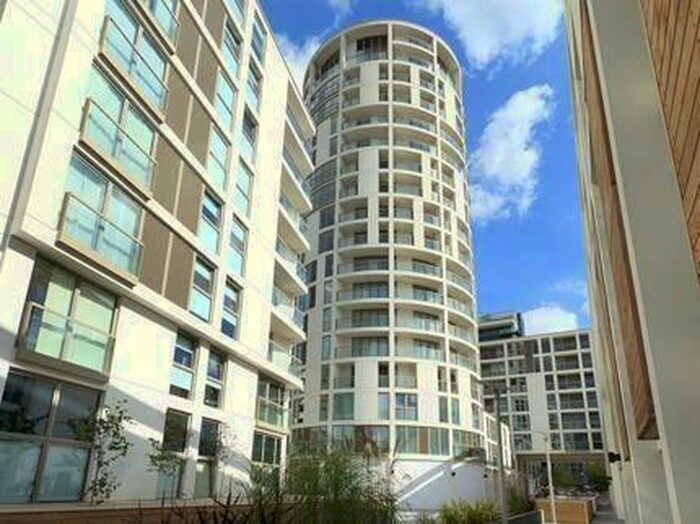 2 Bedroom Flat To Rent In Denison Building, Lanterns Way, South Quay, Crossharbor, Canary Wharf, London, E14