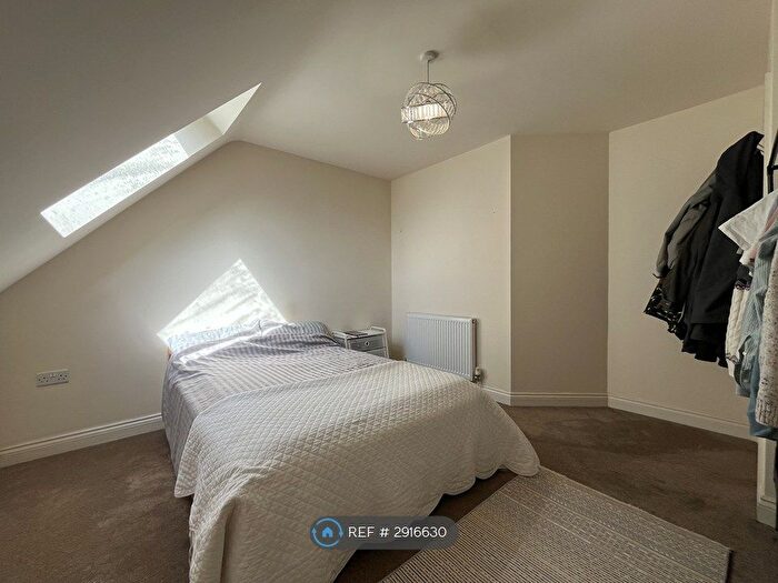1 Bedroom Flat To Rent In Iddesleigh Road, Bournemouth, BH3