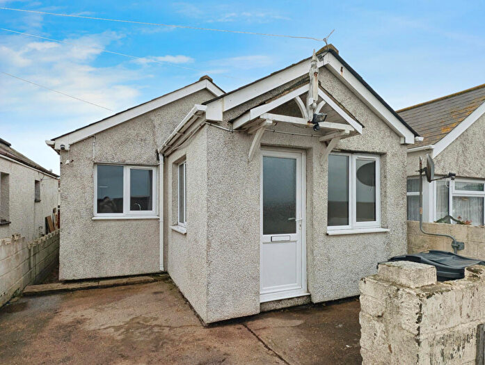 2 Bedroom Bungalow To Rent In Brooklands, Jaywick, Essex, CO15
