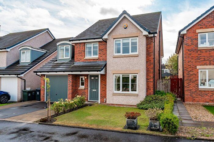5 Bedroom Detached House For Sale In Eilston Loan, Kirkliston, Edinburgh, EH29