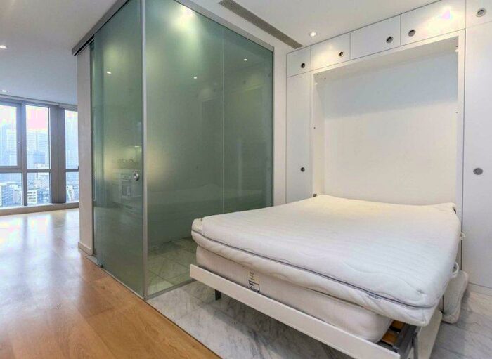 Studio To Rent In Ontario Tower, Fairmount Avenue, Blackwall, Canary Wharf, London, E14