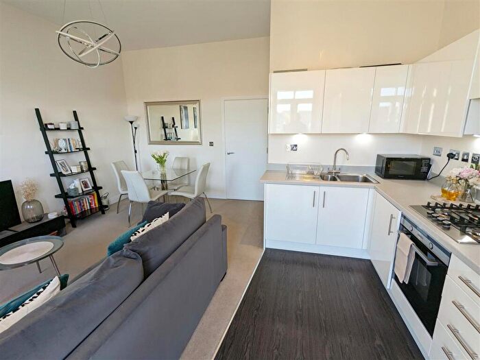2 Bedroom Apartment To Rent In Hestercombe House, Gorcott Lane, Solihull, B90