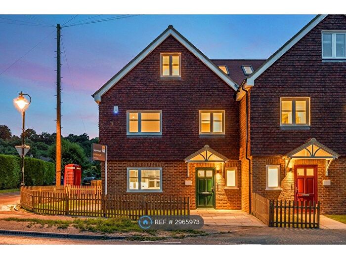 3 Bedroom End Terrace House To Rent In Redwood, Guildford, GU5