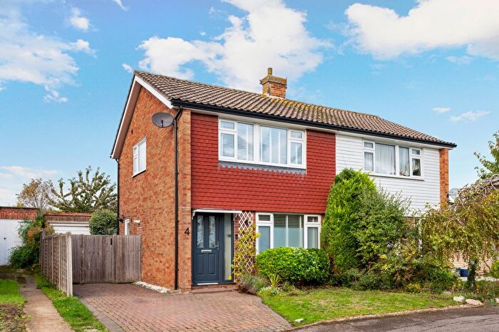 3 Bedroom Semi Detached House For Sale In Milton Road, Walton-On-Thames, KT12