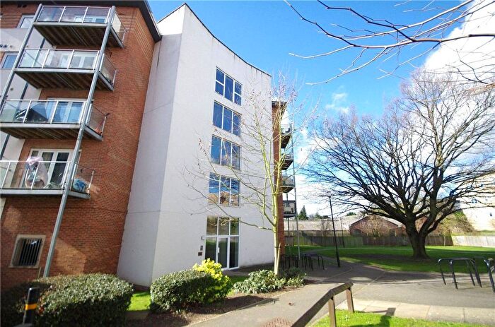 2 Bedroom Flat To Rent In Observer Drive, Watford, WD18