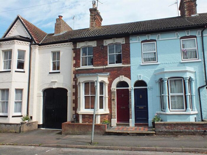 2 Bedroom House To Rent In Waterloo Road, Linslade, LU7