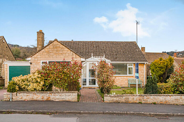 3 Bedroom Bungalow For Sale In Beverley Gardens, Woodmancote, Cheltenham, GL52