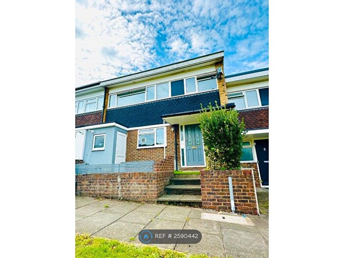 3 Bedroom Terraced House To Rent In Park Hill Rise, Croydon, CR0