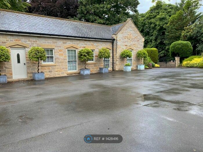 2 Bedroom Detached House To Rent In Coach House, Ripon, HG4