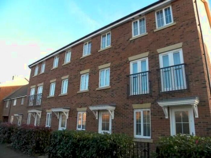 5 Bedroom Terraced House To Rent In Dragon Road, Hatfield AL10