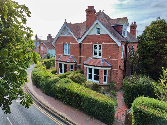 6 Bedroom Semi-Detached House For Sale In Belle Hill, Bexhill, TN40