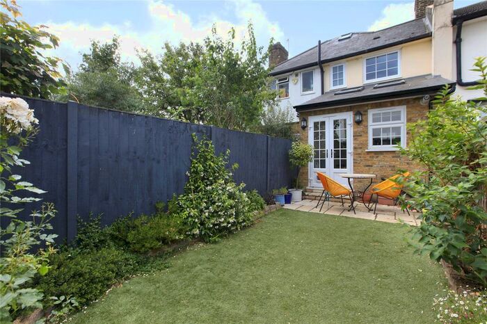 2 Bedroom Semi-Detached House To Rent In Blakenham Road, Tooting, London, SW17