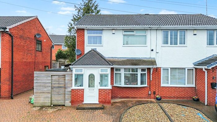 3 Bedroom Semi-Detached House For Sale In Dearham Avenue, St. Helens, WA11