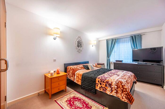 1 Bedroom Flat For Sale In Empire Way, Wembley Park, Wembley, HA9