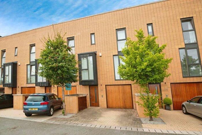 4 Bedroom Terraced House To Rent In Plas Bowles, Cardiff Bay, CF11