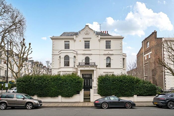 1 Bedroom Flat For Sale In Randolph Road, Little Venice, W9