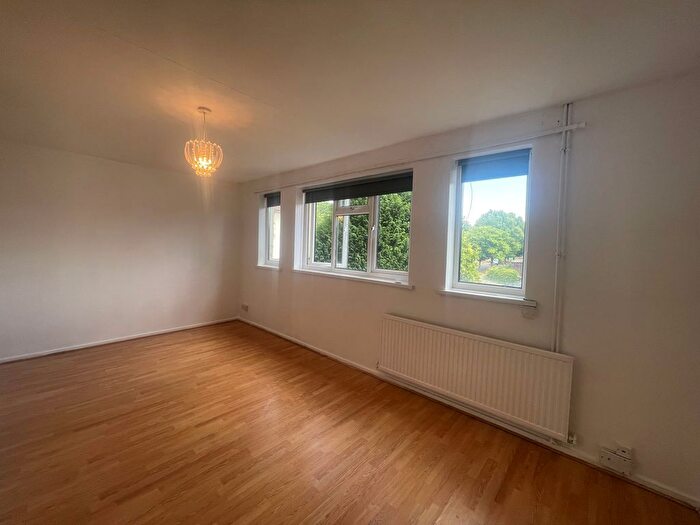 2 Bedroom Maisonette To Rent In The Coppice, Yiewsley, UB7