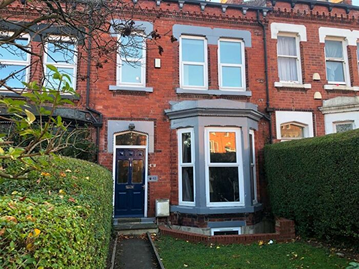 8 Bedroom House To Rent In Clarendon Road, Leeds, LS2