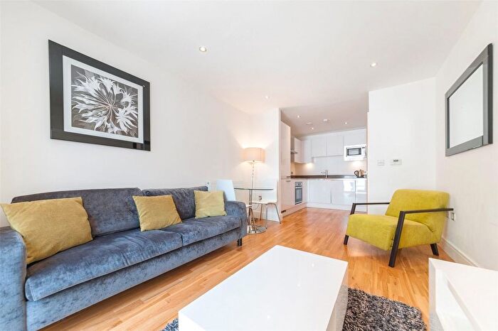 1 Bedroom Flat To Rent In Dowells Street, Greenwich, SE10