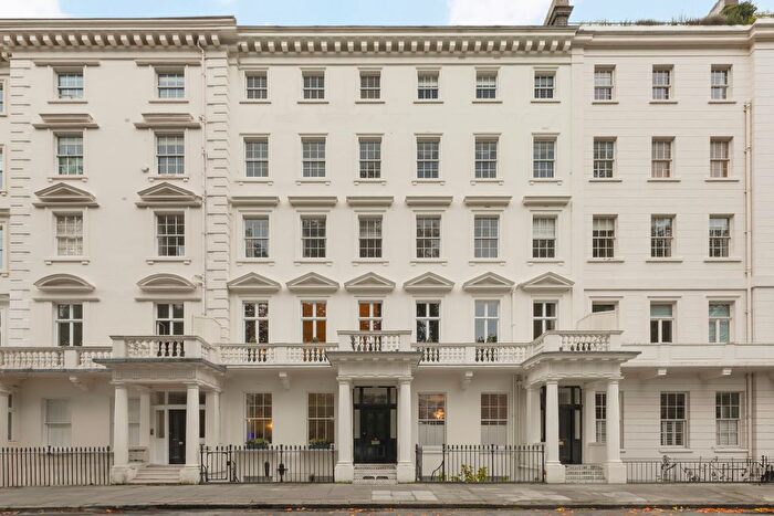 2 Bedroom Flat For Sale In Eccleston Square, London, SW1V