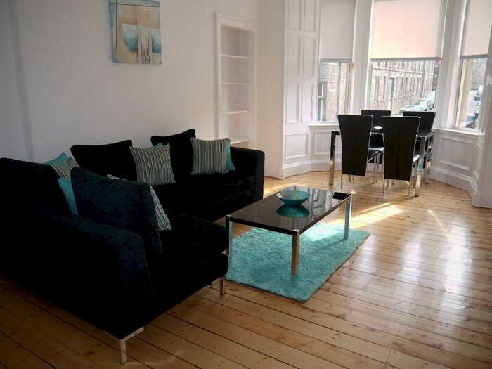 2 Bedroom Flat To Rent In Slateford Road, Slateford, Edinburgh, EH11