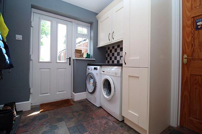 4 Bedroom Semi-Detached House For Sale In Heath Road, Soberton, SO32