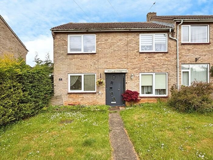 3 Bedroom End Of Terrace House For Sale In Stathern Walk, Grantham, NG31