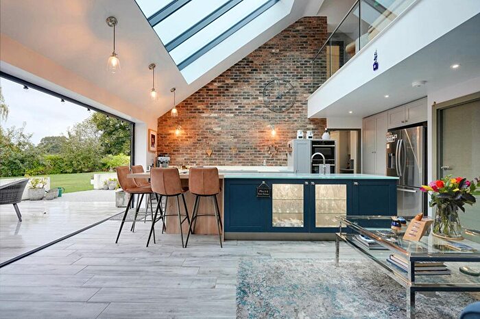 4 Bedroom Detached House For Sale In Eyhorne Street, Hollingbourne, ME17