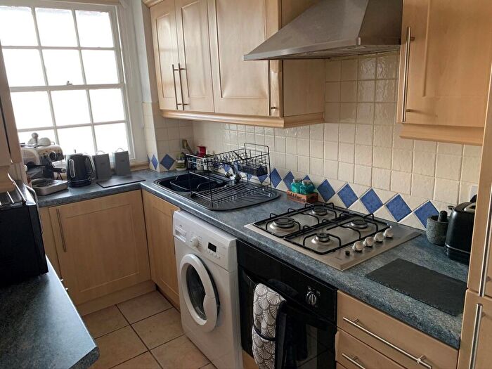 2 Bedroom Flat To Rent In Bishopric Court, Bishopric, Horsham, West Sussex., RH12