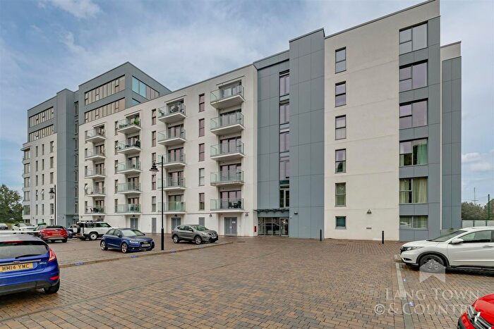 2 Bedroom Flat To Rent In Mount Wise Crescent, Plymouth, PL1