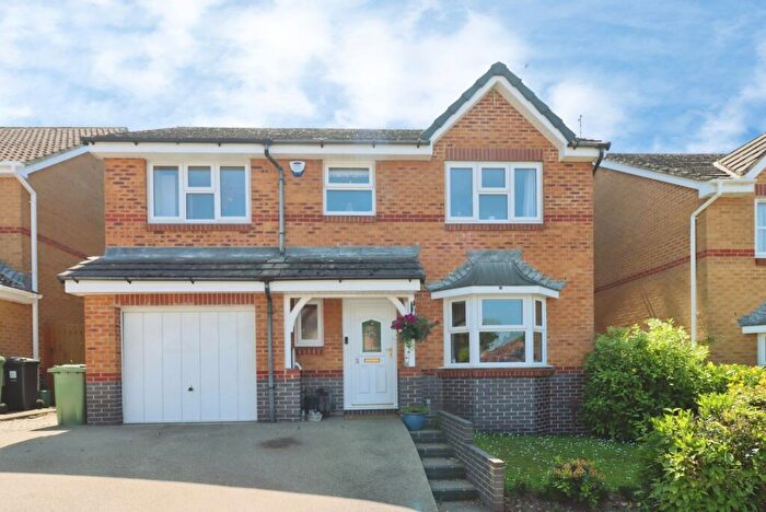 4 Bedroom Detached House For Sale In Hopkins Close, Thornbury, Bristol, Gloucestershire, BS35