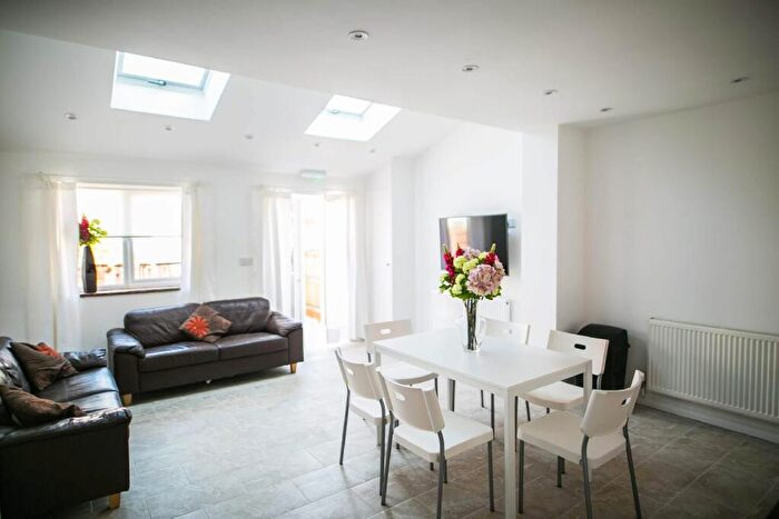 5 Bedroom House To Rent In Metchley Drive (D), Harborne, Birmingham, West Midlands, B17