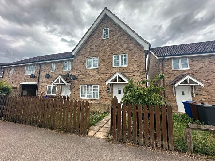 4 Bedroom Semi-Detached House To Rent In Aspal Lane, Beck Row, IP28