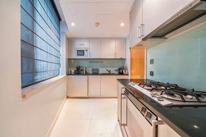 1 Bedroom Mews To Rent In The Knightsbridge Apartments, Knightsbridge, London, SW7