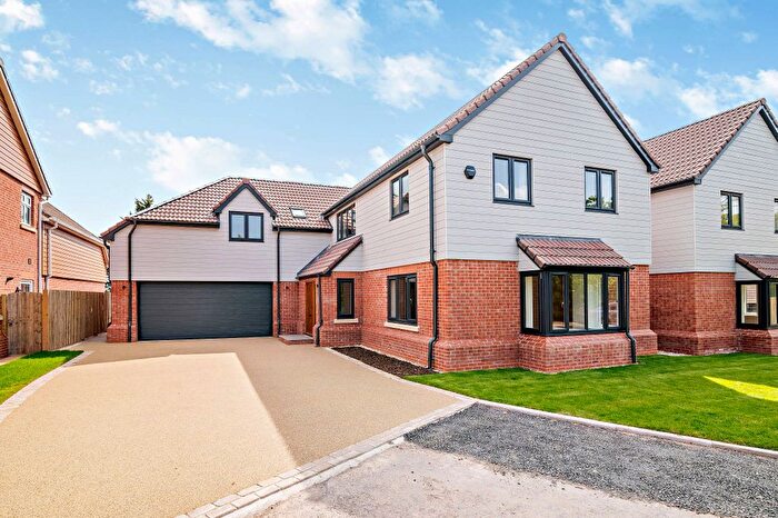 5 Bedroom Detached House For Sale In Stonegallows, Taunton, TA1