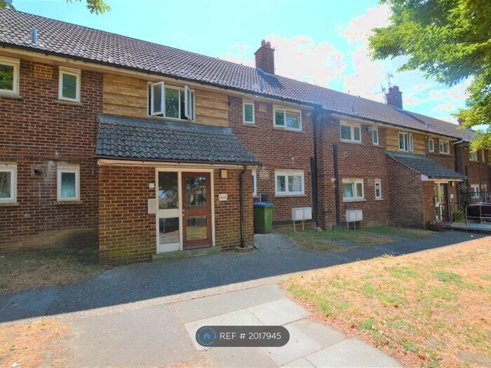 1 Bedroom Flat To Rent In Strongbow Crescent, London, SE9