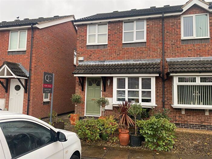 2 Bedroom End Of Terrace House For Sale In Southwood Gardens, Cottingham, HU16