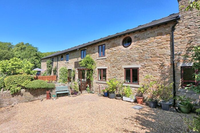 3 Bedroom Character Property For Sale In Oak Lane, Bollington, Macclesfield, SK10