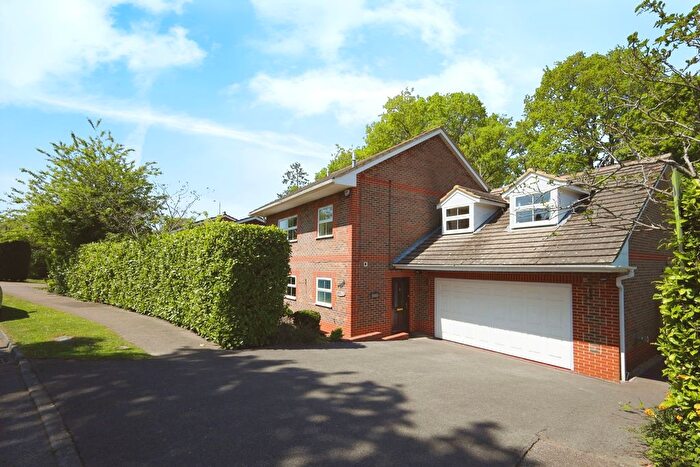 5 Bedroom Detached House For Sale In Lime Kiln Road, Mannings Heath, Horsham, West Sussex, RH13