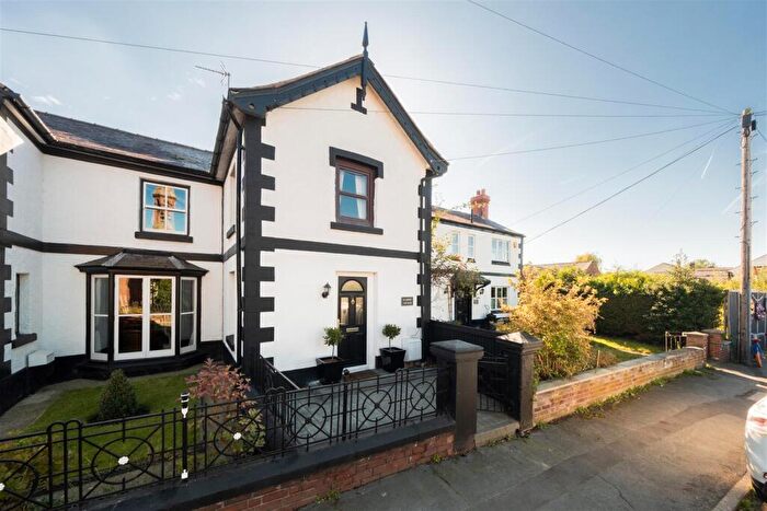 2 Bedroom Terraced House For Sale In Castle Street, Holt, LL13