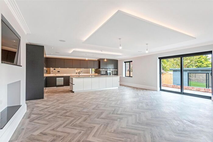 5 Bedroom Detached House For Sale In Platt Common, St Mary's Platt, TN15