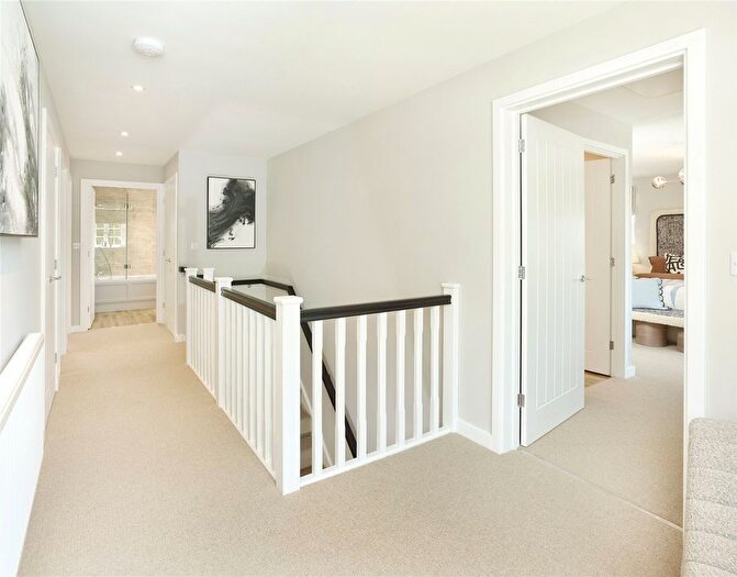 4 Bedroom Detached House For Sale In The Brooks, Clayhill Road, Burghfield Common, Reading, RG7
