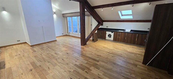 3 Bedroom Apartment To Rent In East Float Quay, Dock Road, Birkenhead, Merseyside, CH41