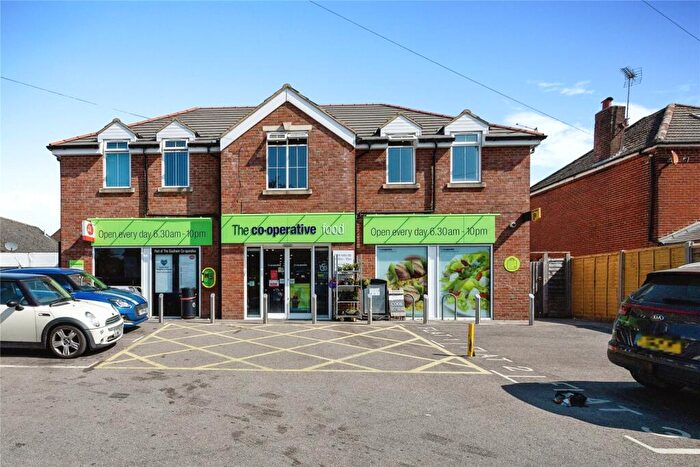 2 Bedroom Flat For Sale In Main Road, Emsworth, West Sussex, PO10