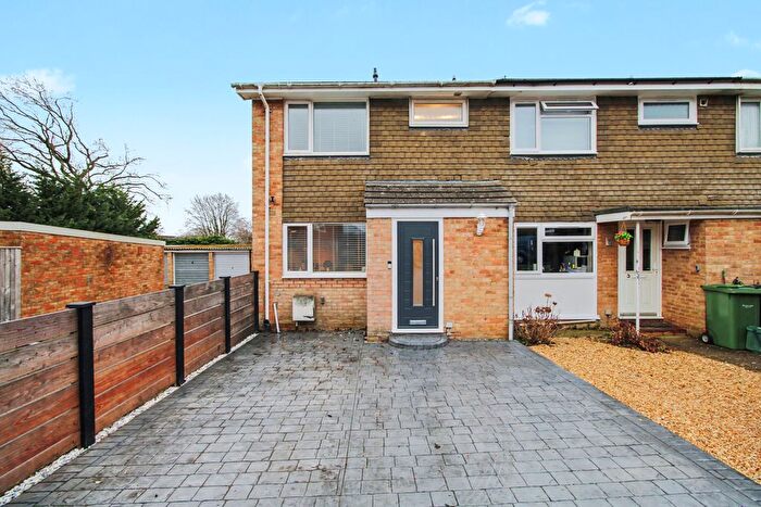 3 Bedroom End Of Terrace House For Sale In Town End Road, Faringdon, SN7
