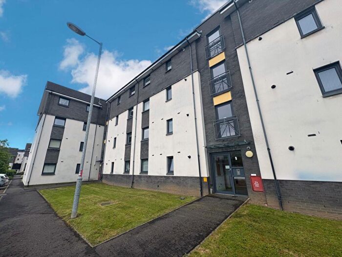 2 Bedroom Apartment To Rent In Kenley Road, Renfrew, PA4
