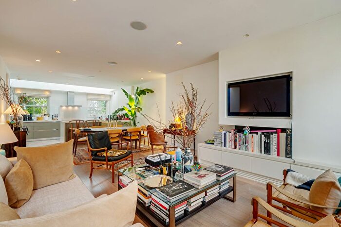 3 Bedroom Terraced House For Sale In Lexham Mews, London, W8